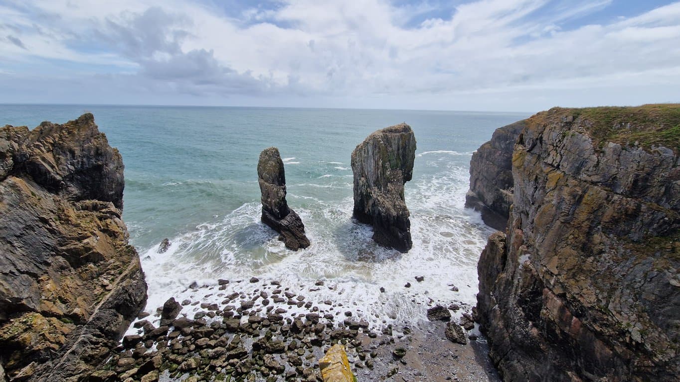 Elegug Stacks