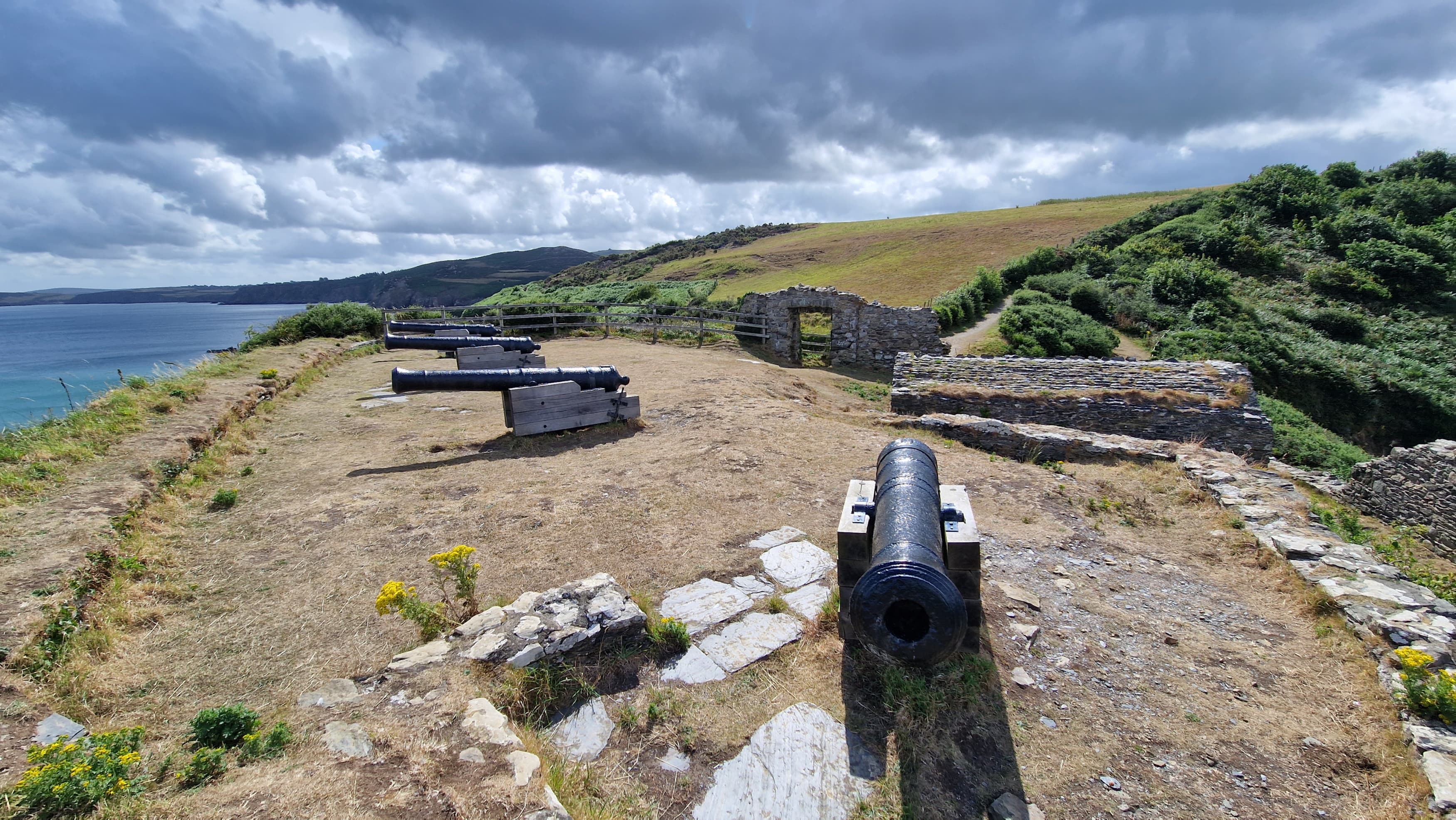 Fishguard fort